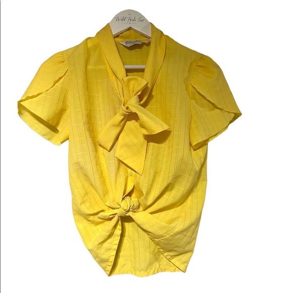 Vintage Yellow Tie Neck Short Sleeved Button-Up Size 10 - Picture 3 of 15